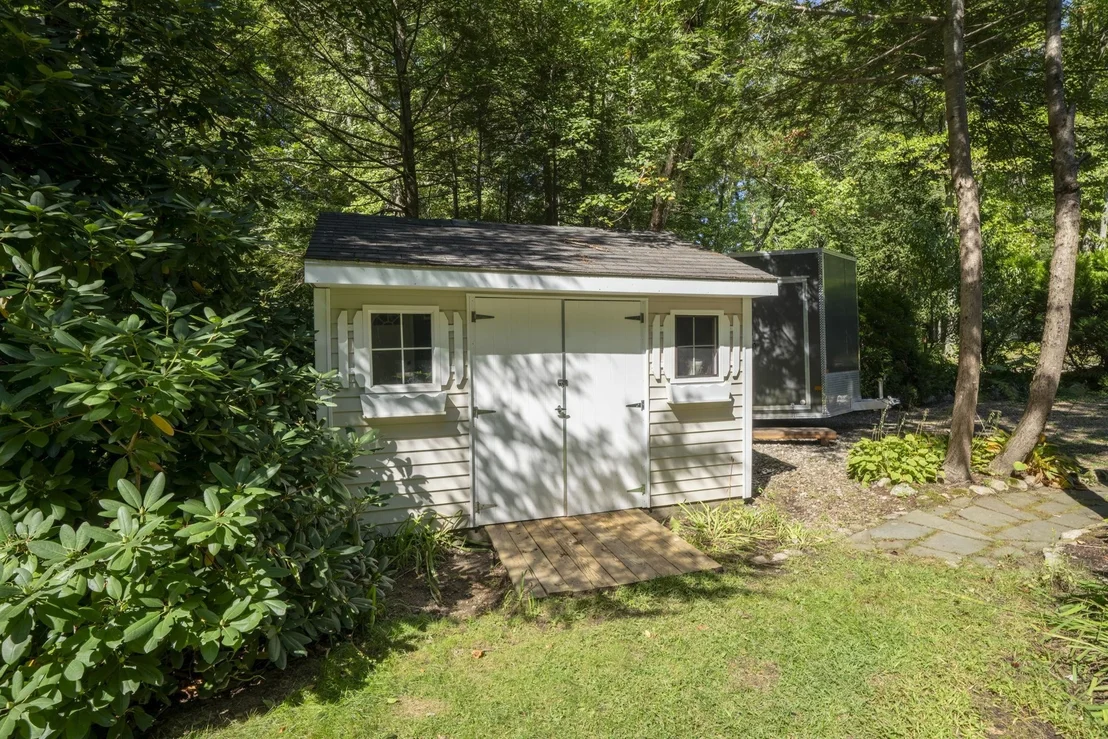 Photo of 28 Longview