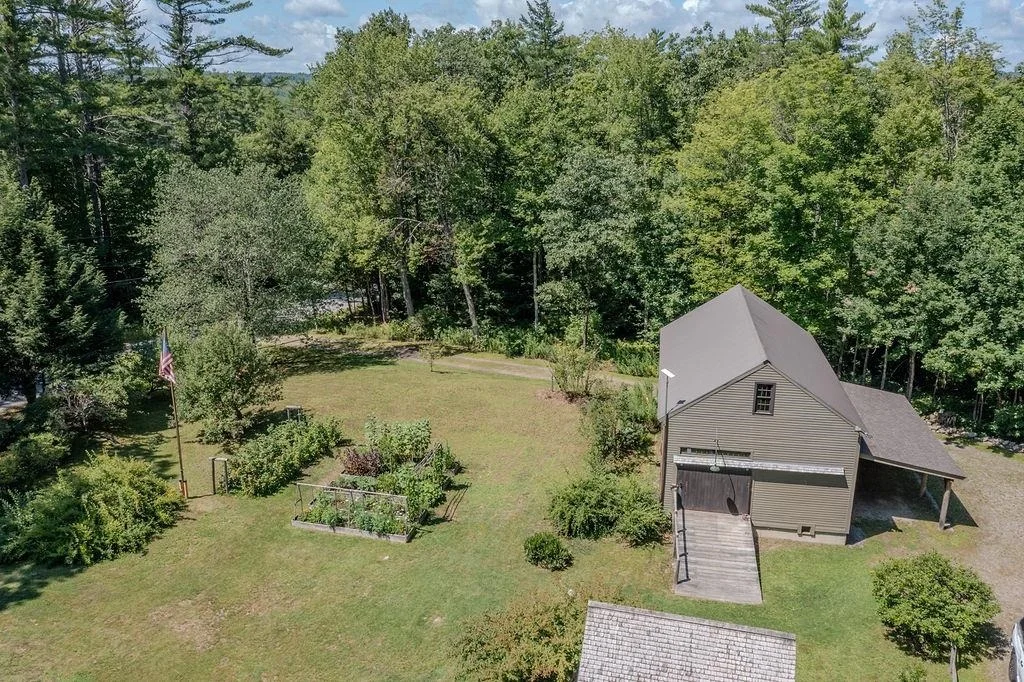 Photo of 129 Webster Mills