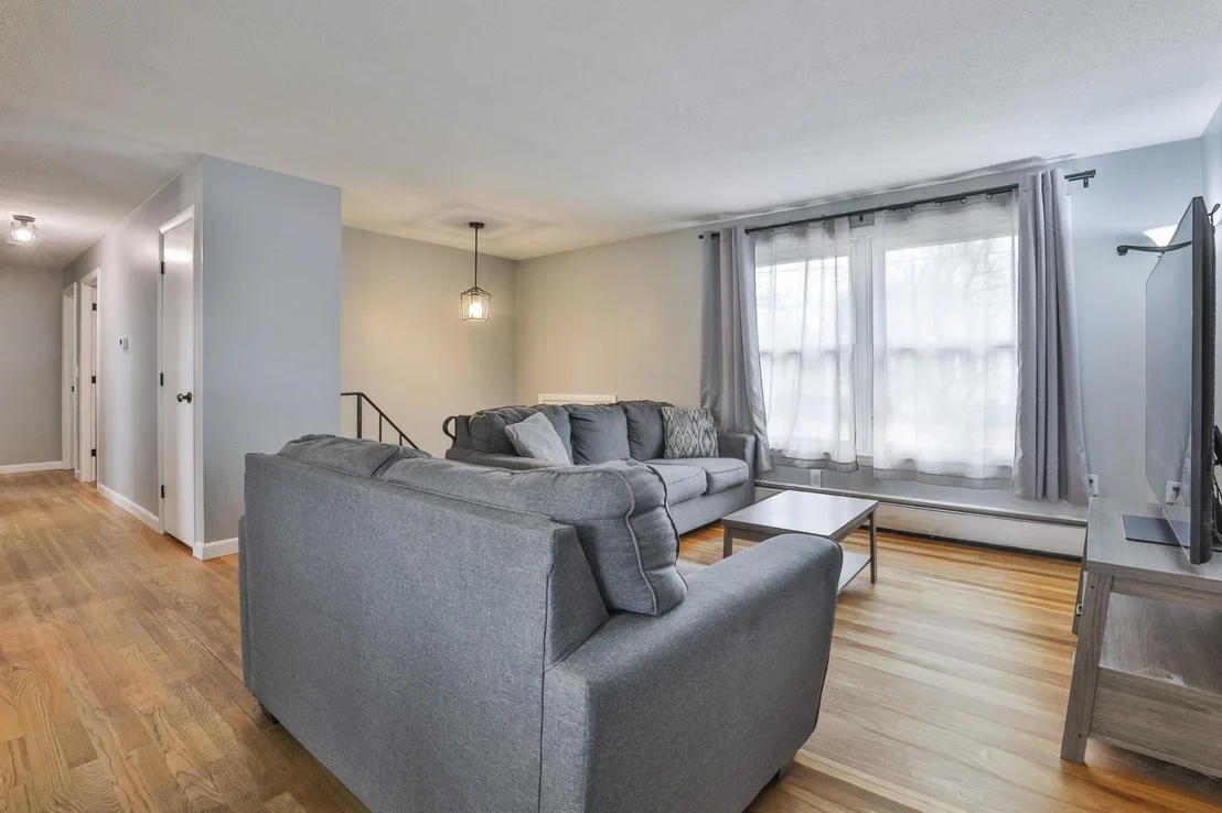 Photo of 8 Kingston