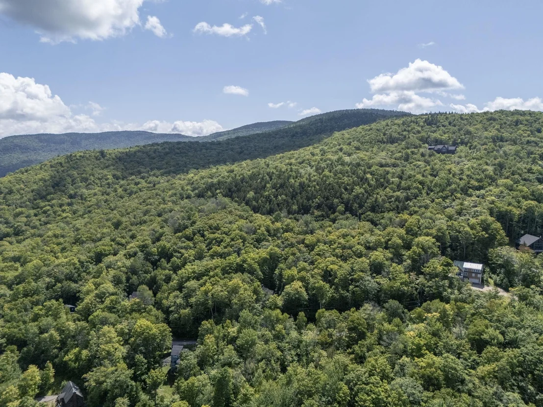 Photo of 136 Summit