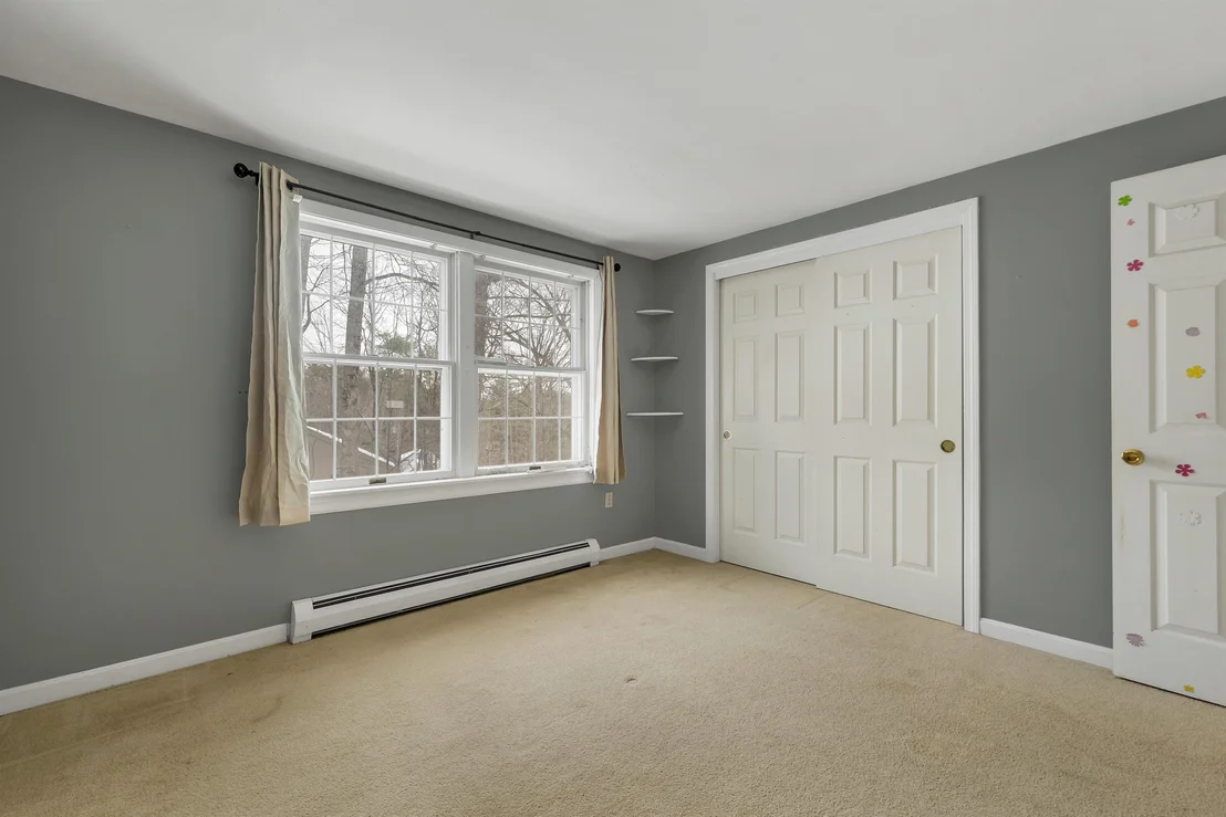 Photo of 53 Oak Knoll