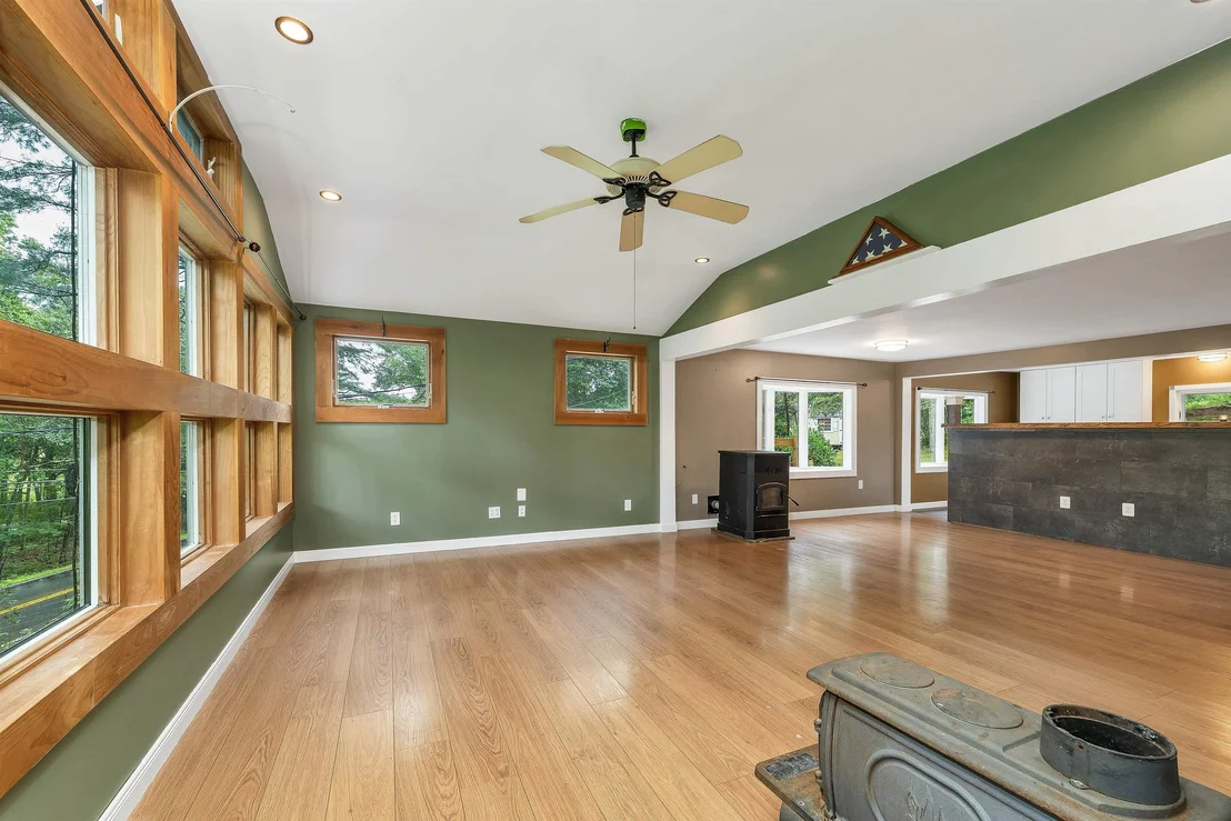 Photo of 91 Oak Hill