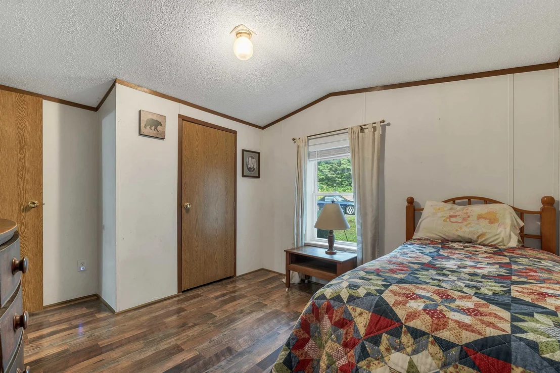 Photo of 5 Walnut