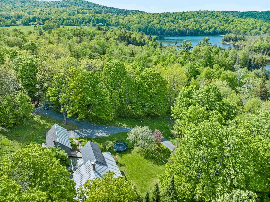 Photo of 2818 Route 65