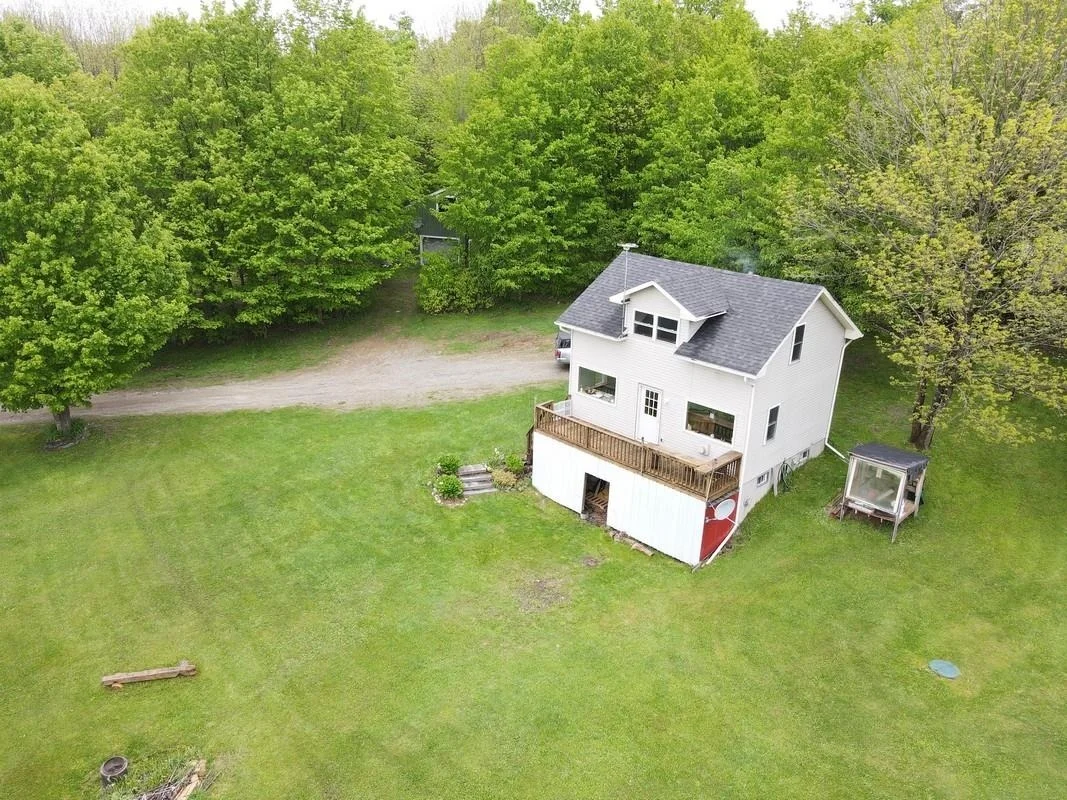 Photo of 760 Spencer Hill