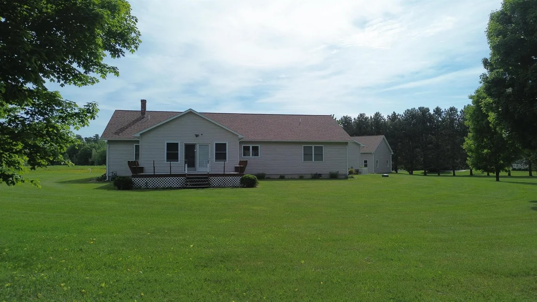 Photo of 348 Whispering Pines