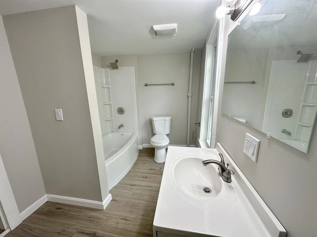 Photo of 461 South