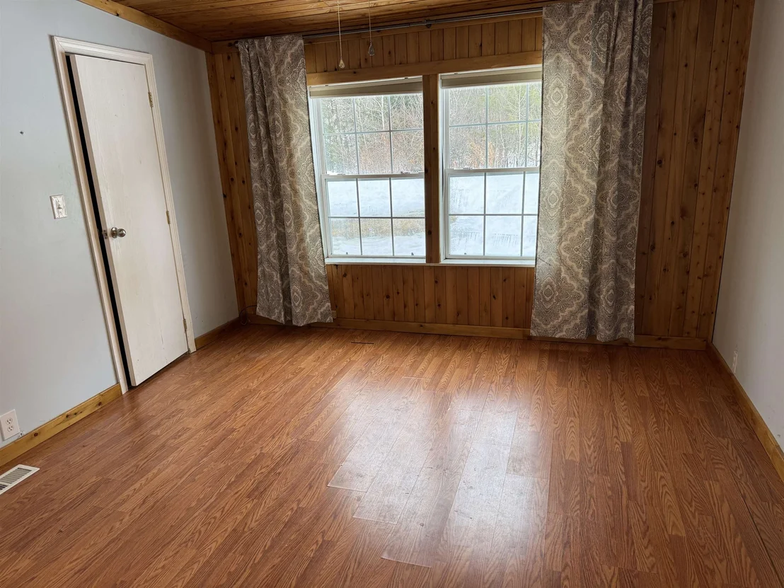 Photo of 1352 Mud Hollow