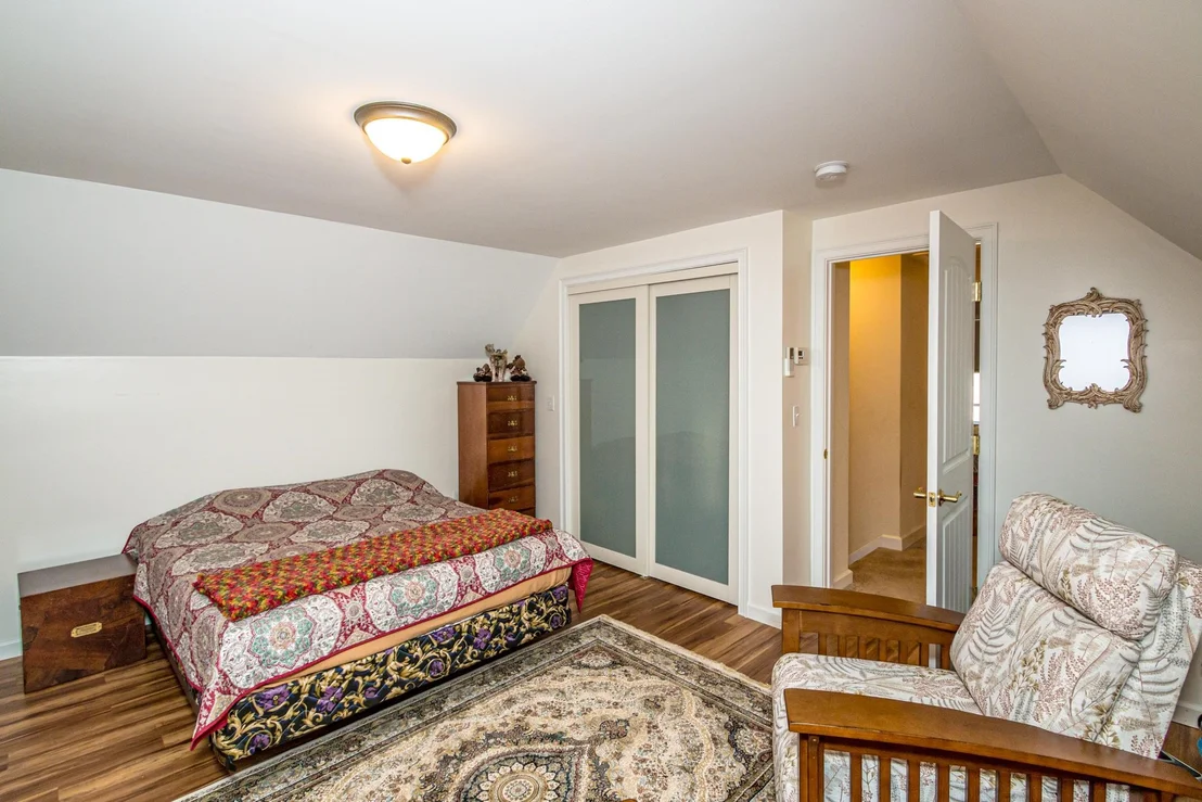 Photo of 86 Brookstone