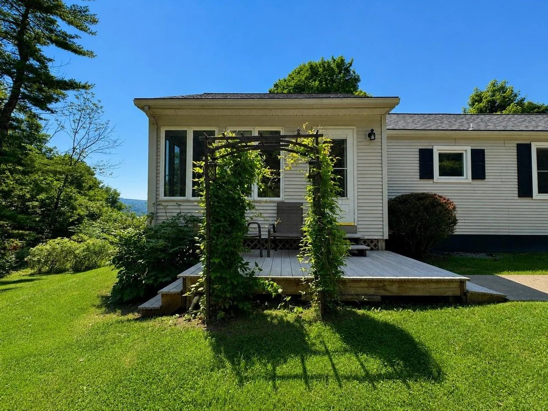 Photo of 240 Jericho