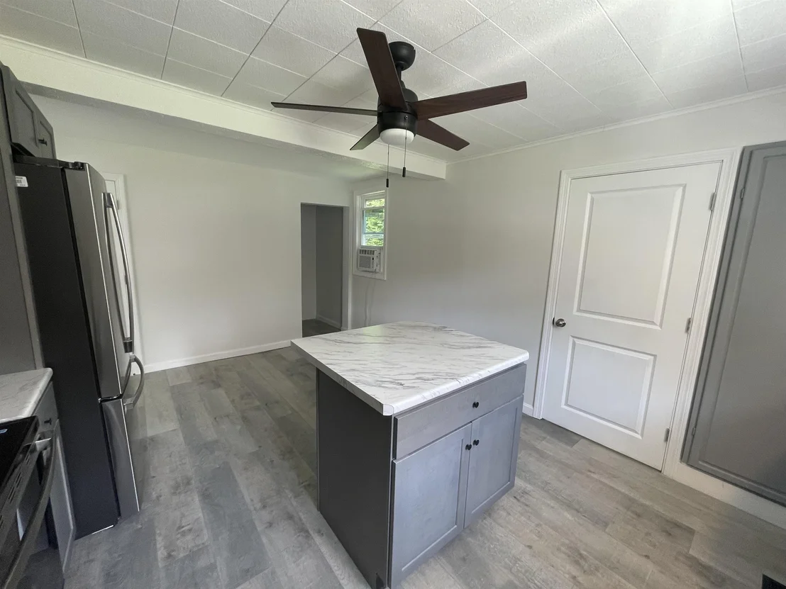Photo of 32 Pleasant