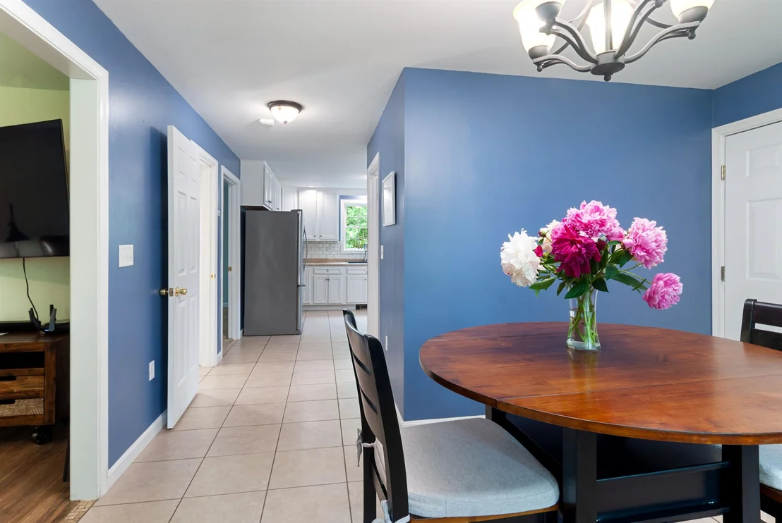 Photo of 633 Beauty Hill