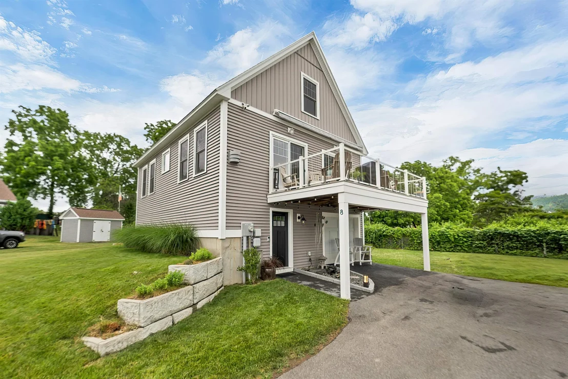 Photo of 8 Heaphy