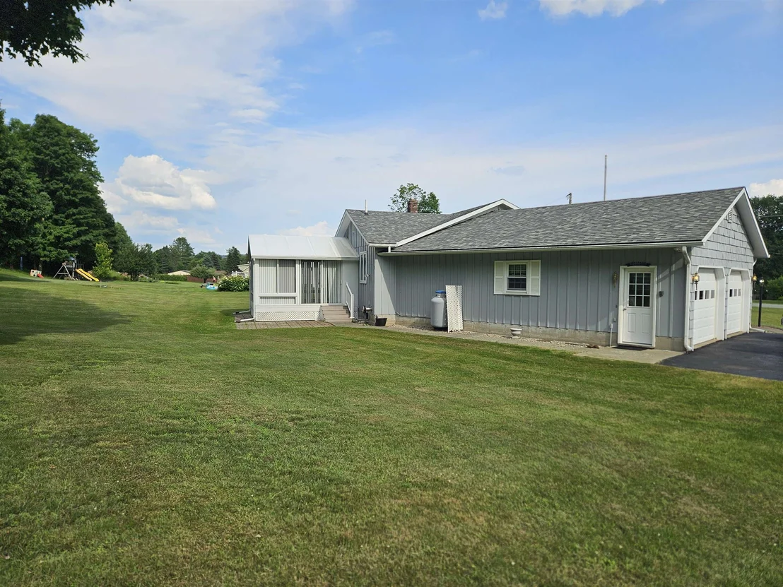 Photo of 168 Morin