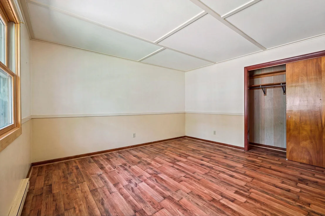 Photo of 72 Ledge