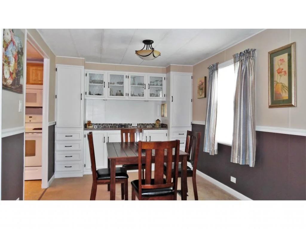 Photo of 235 Robin Hood Dr