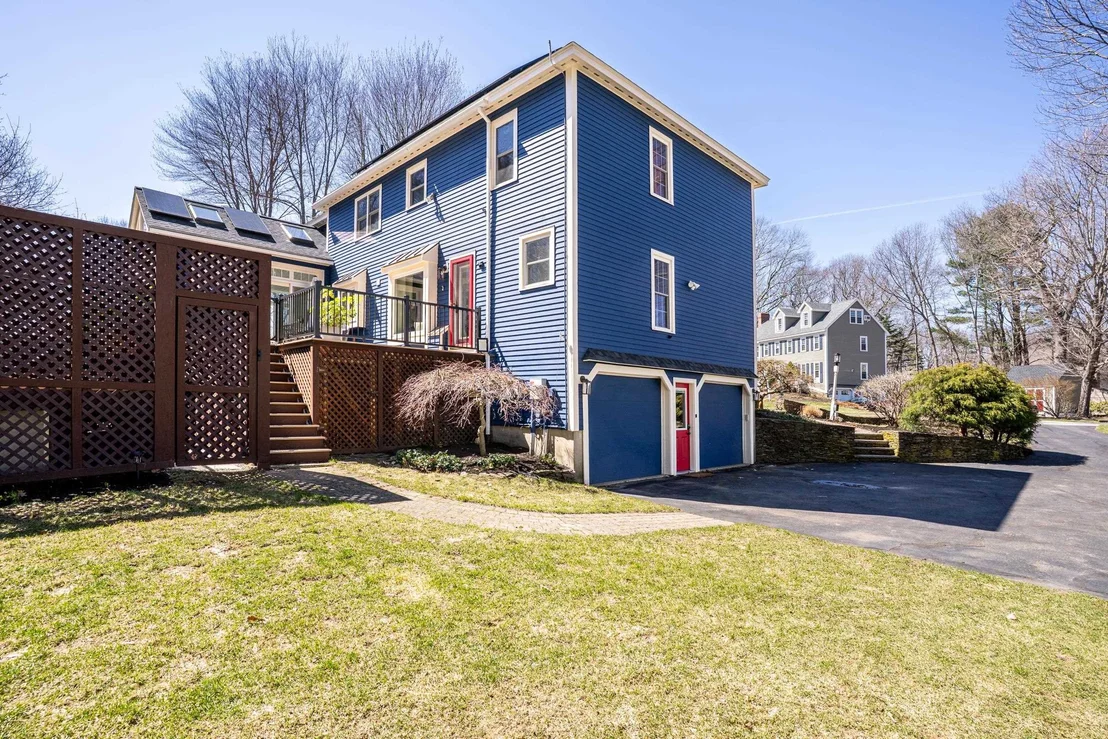 Photo of 37 Alexander