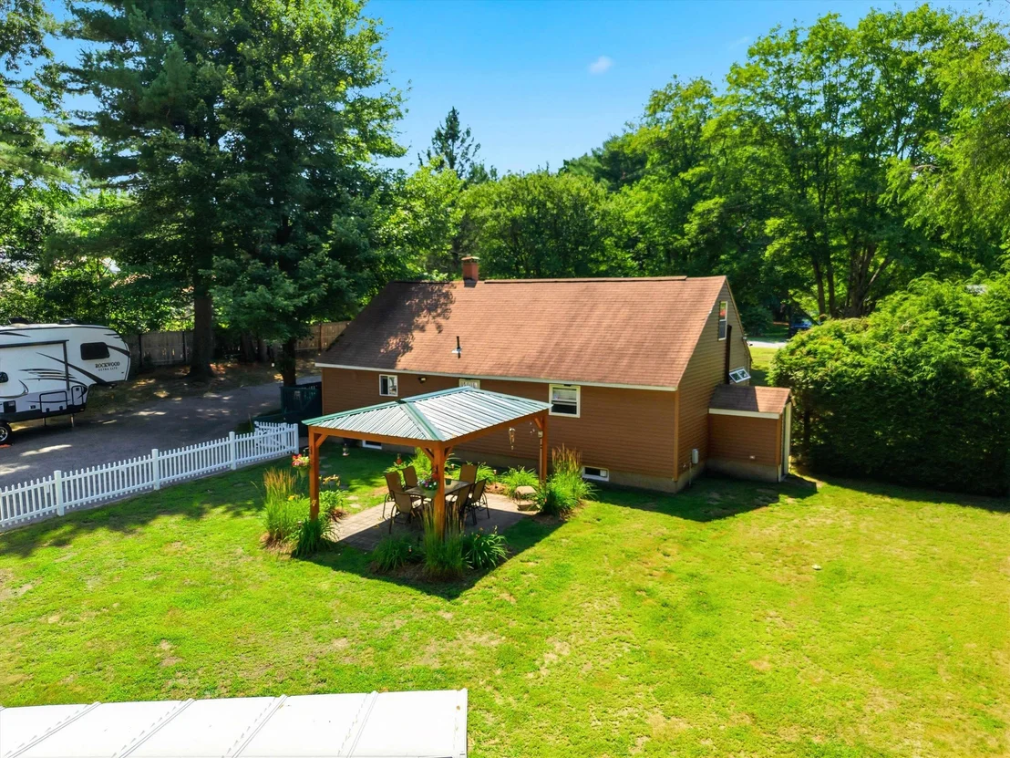Photo of 30 Danis Park