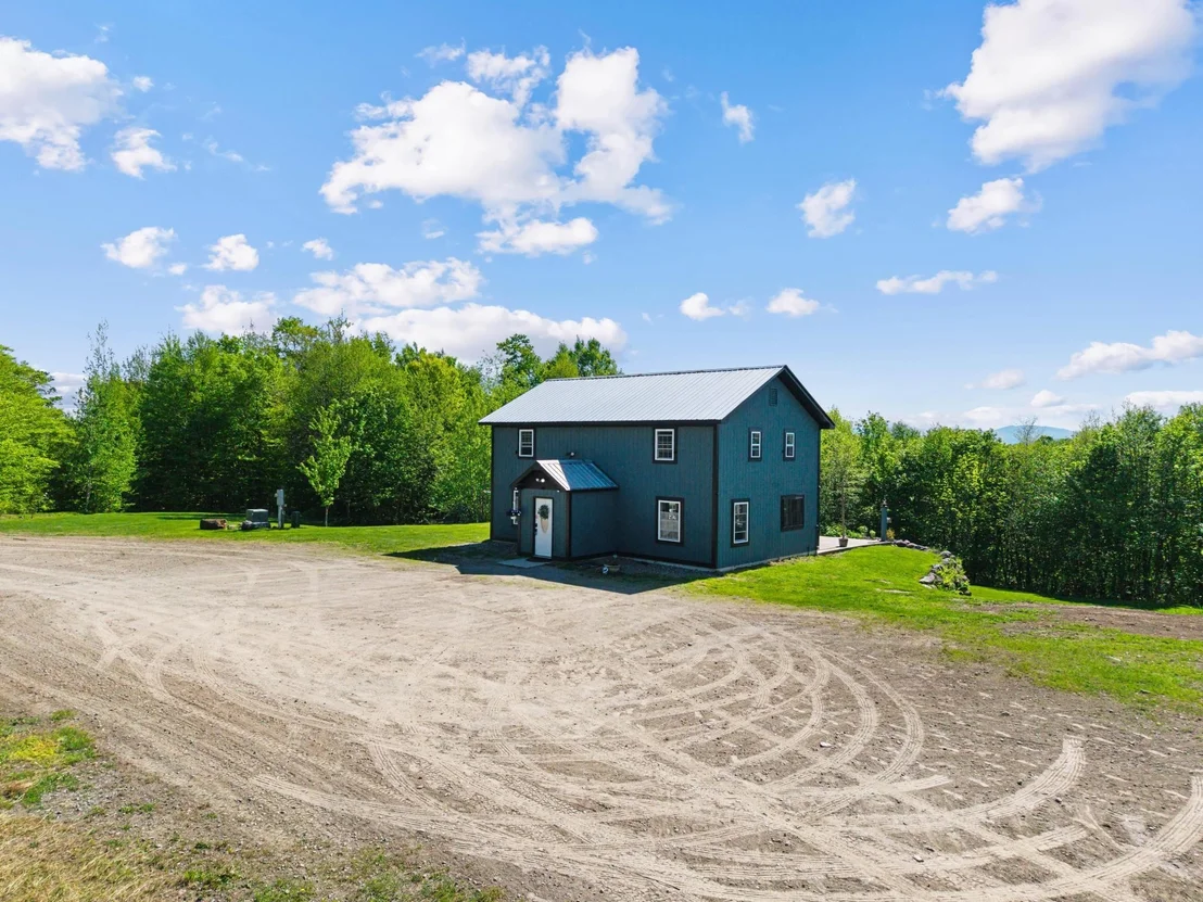 Photo of 559 Valley View