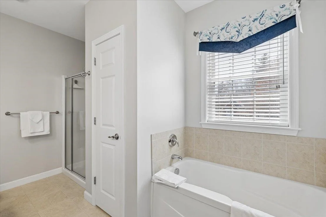 Photo of 32 White Pine
