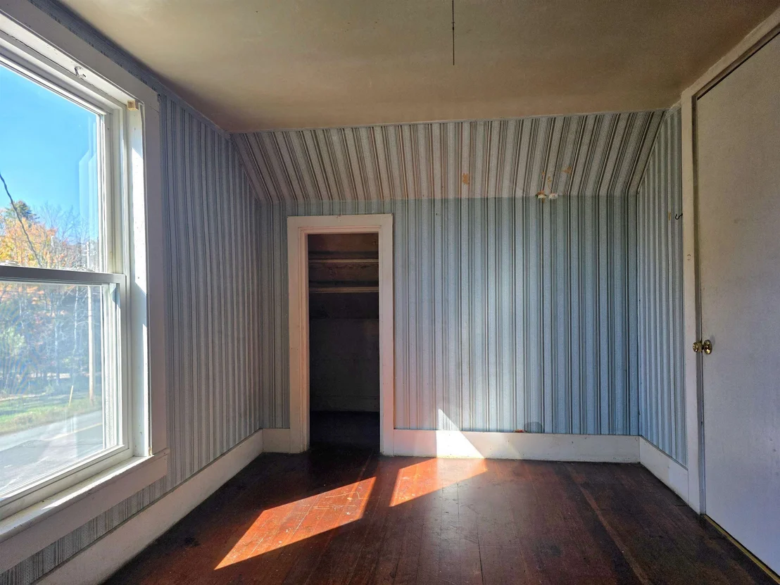 Photo of 360 Pond Hill