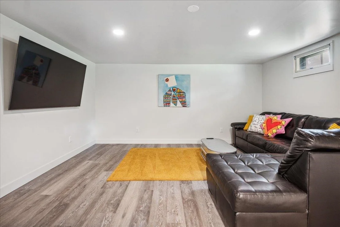 Photo of 7 Grassy Brook