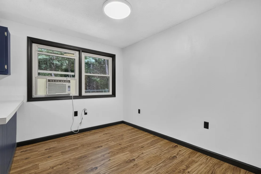 Photo of 7 Danforth
