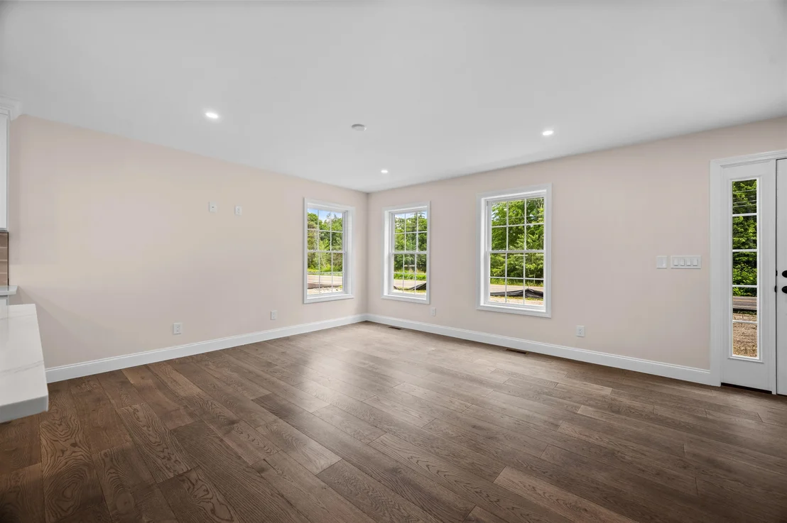 Photo of 335 Raymond