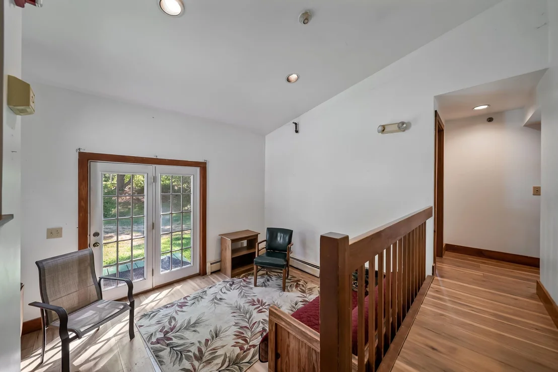 Photo of 28 Pine Colony
