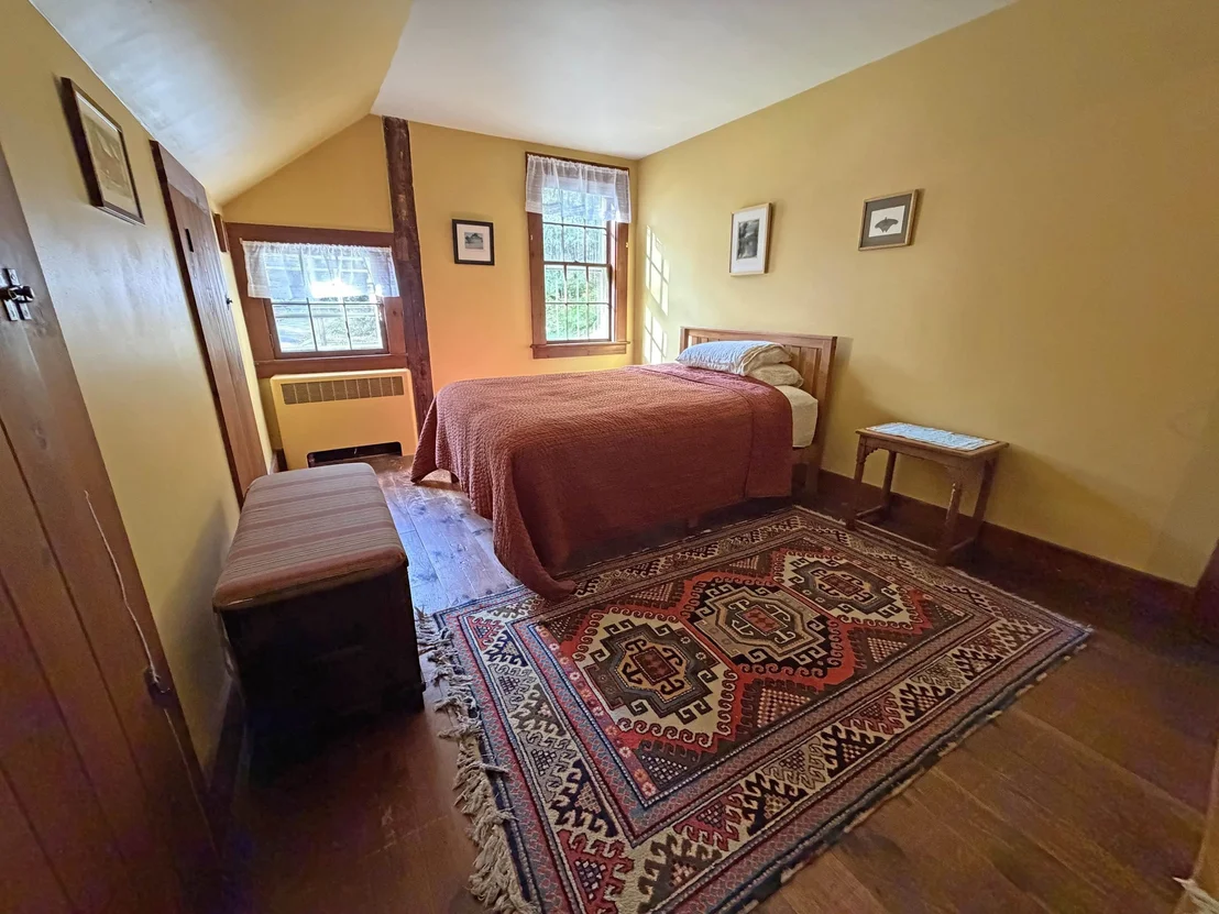 Photo of 220 Hale