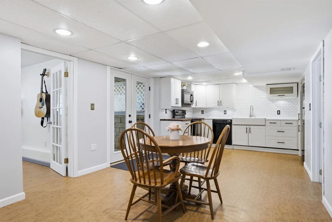 Photo of 7 Westview