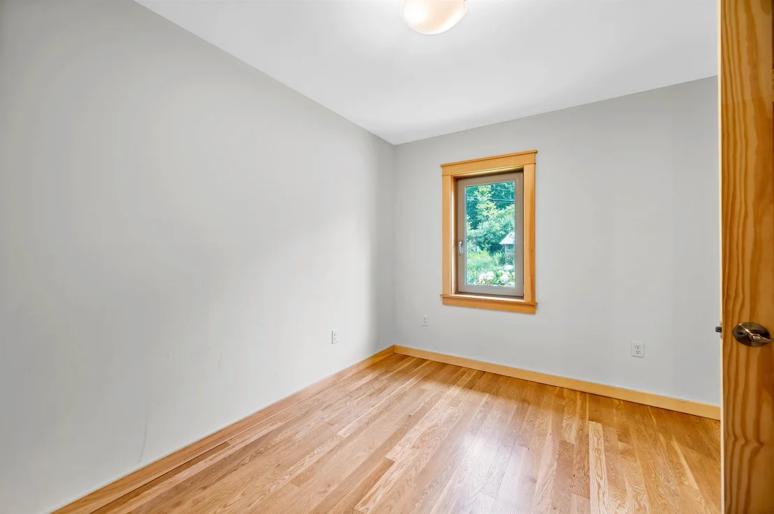 Photo of 520 Collar Hill