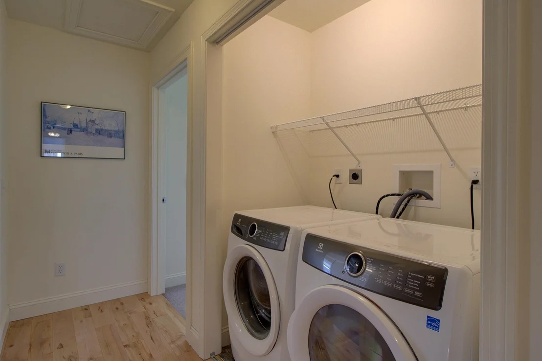 Photo of 307 Rye