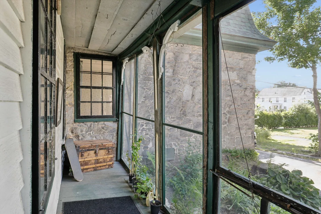 Photo of 47 N Spring