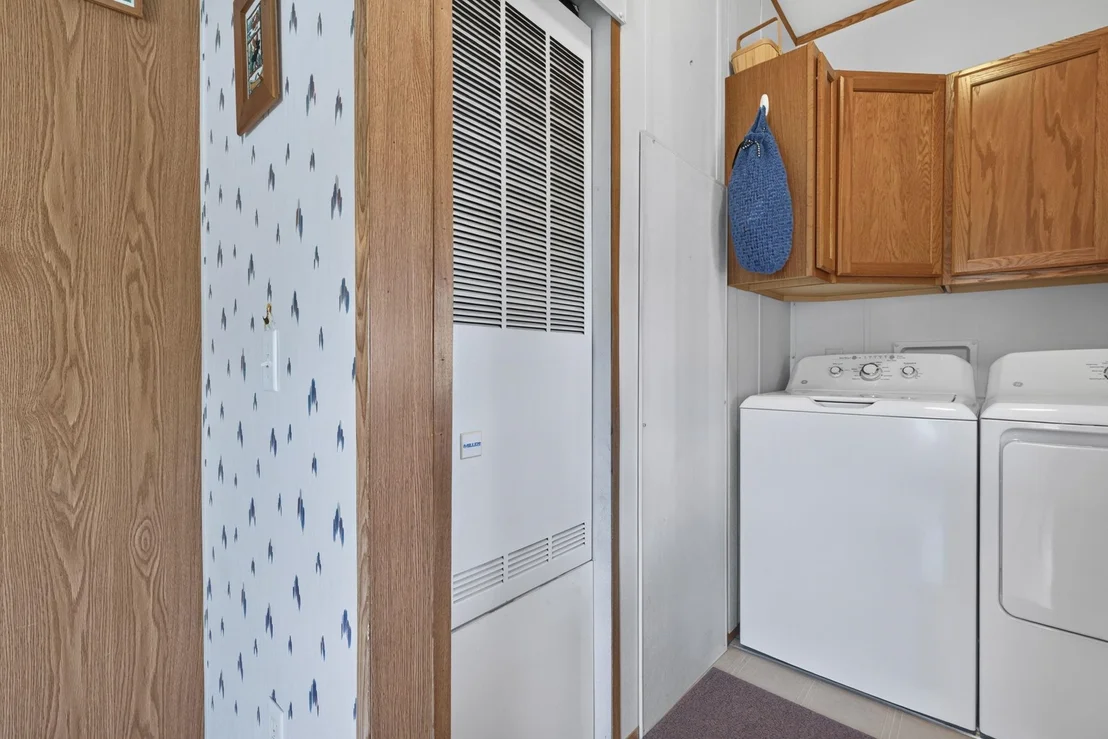 Photo of 955 Calef