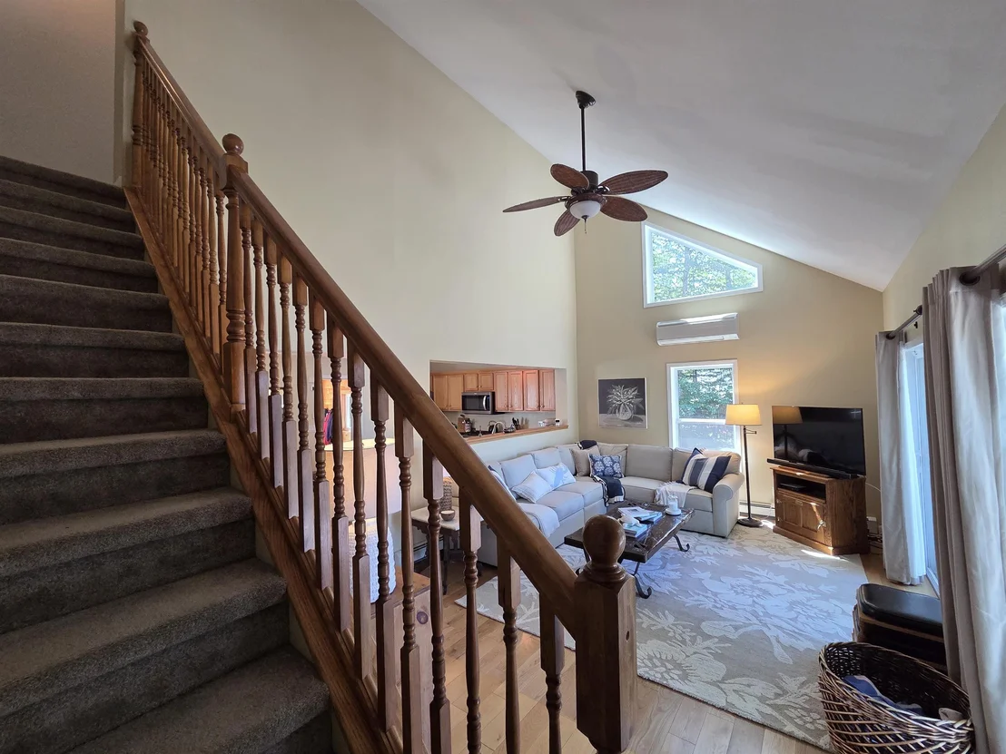 Photo of 70 Hawley