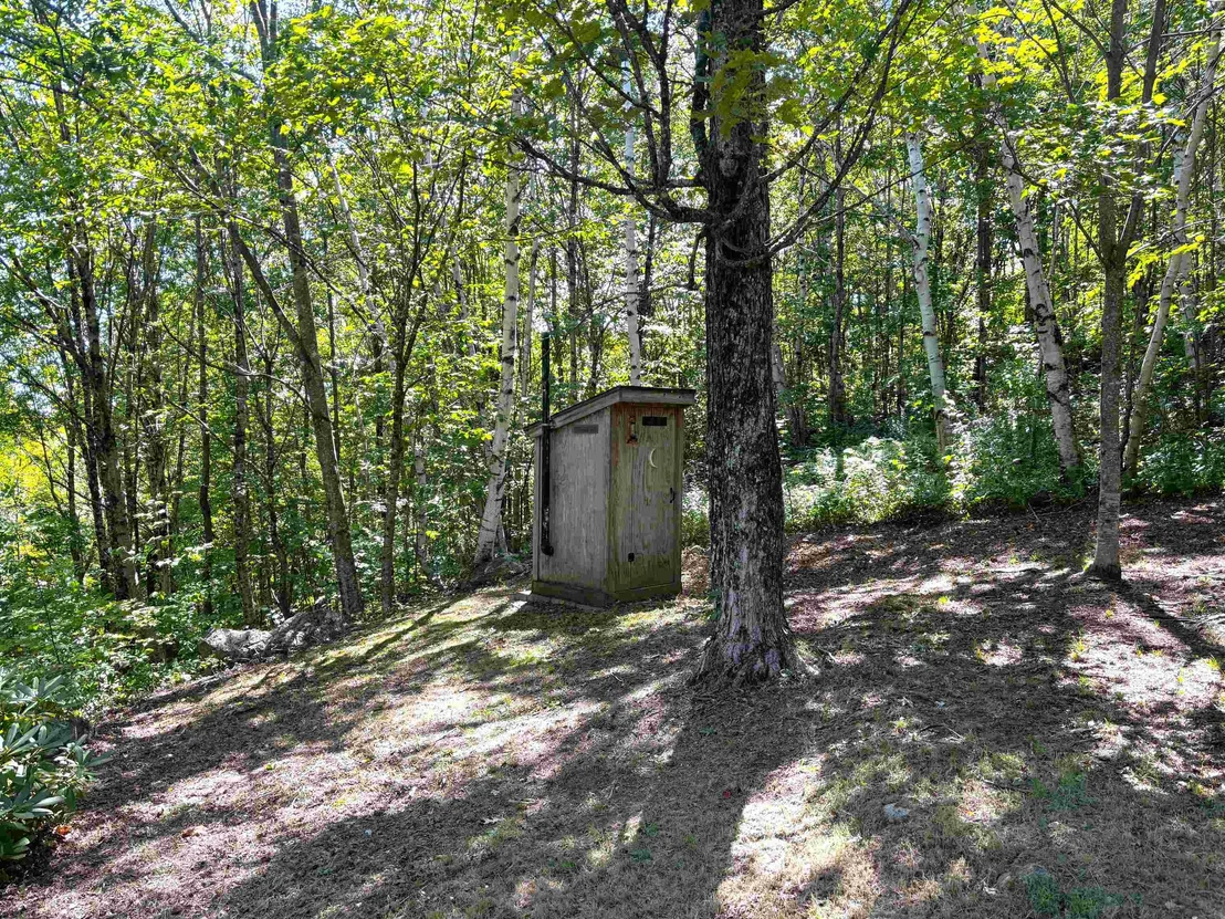 Photo of 00 Quaker Path