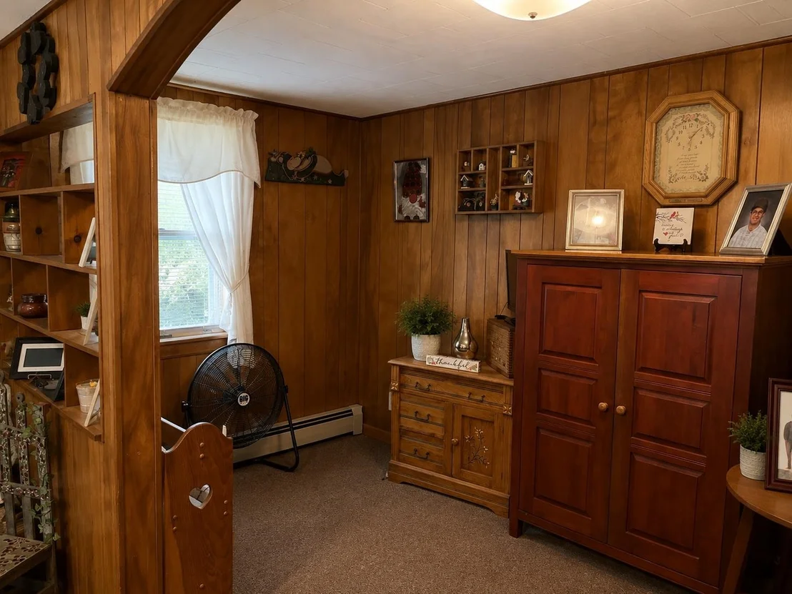 Photo of 1230 Roaring Brook
