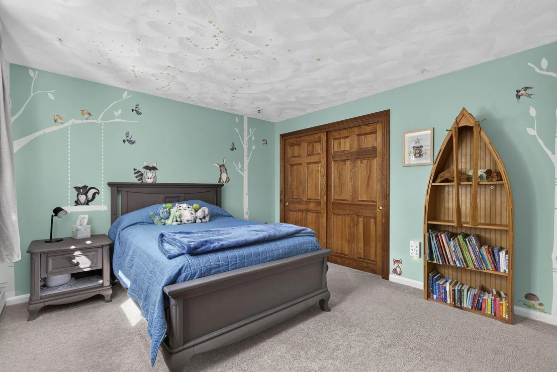 Photo of 28 Longview
