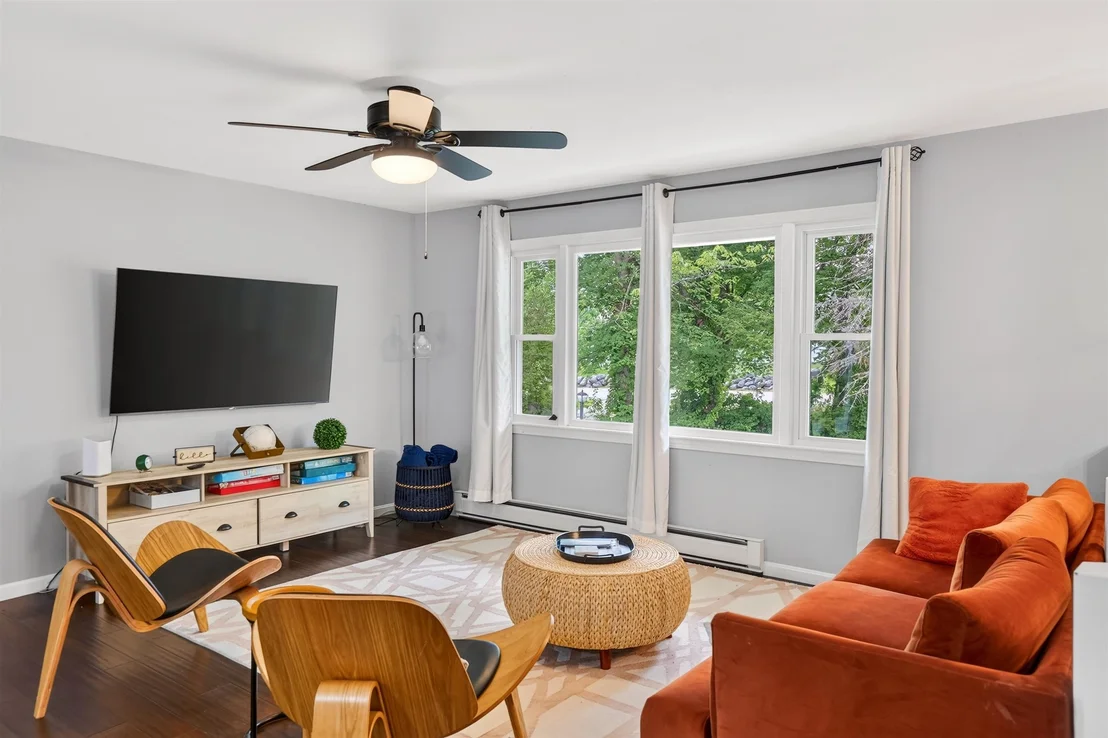 Photo of 87 Sleeper Hill