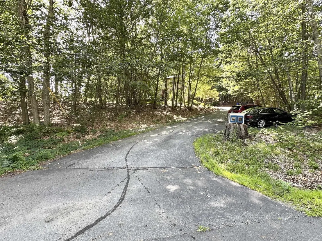 Photo of 533 Black Brook