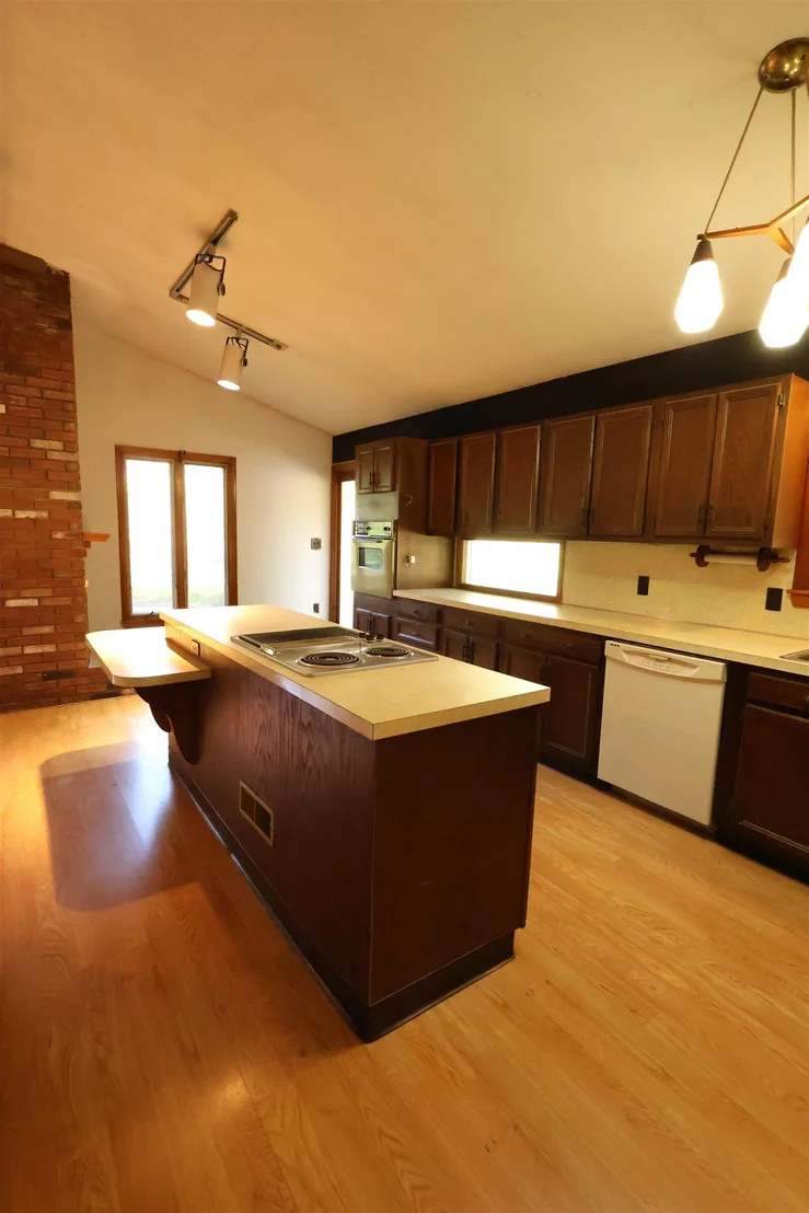 Photo of 38 Marshall