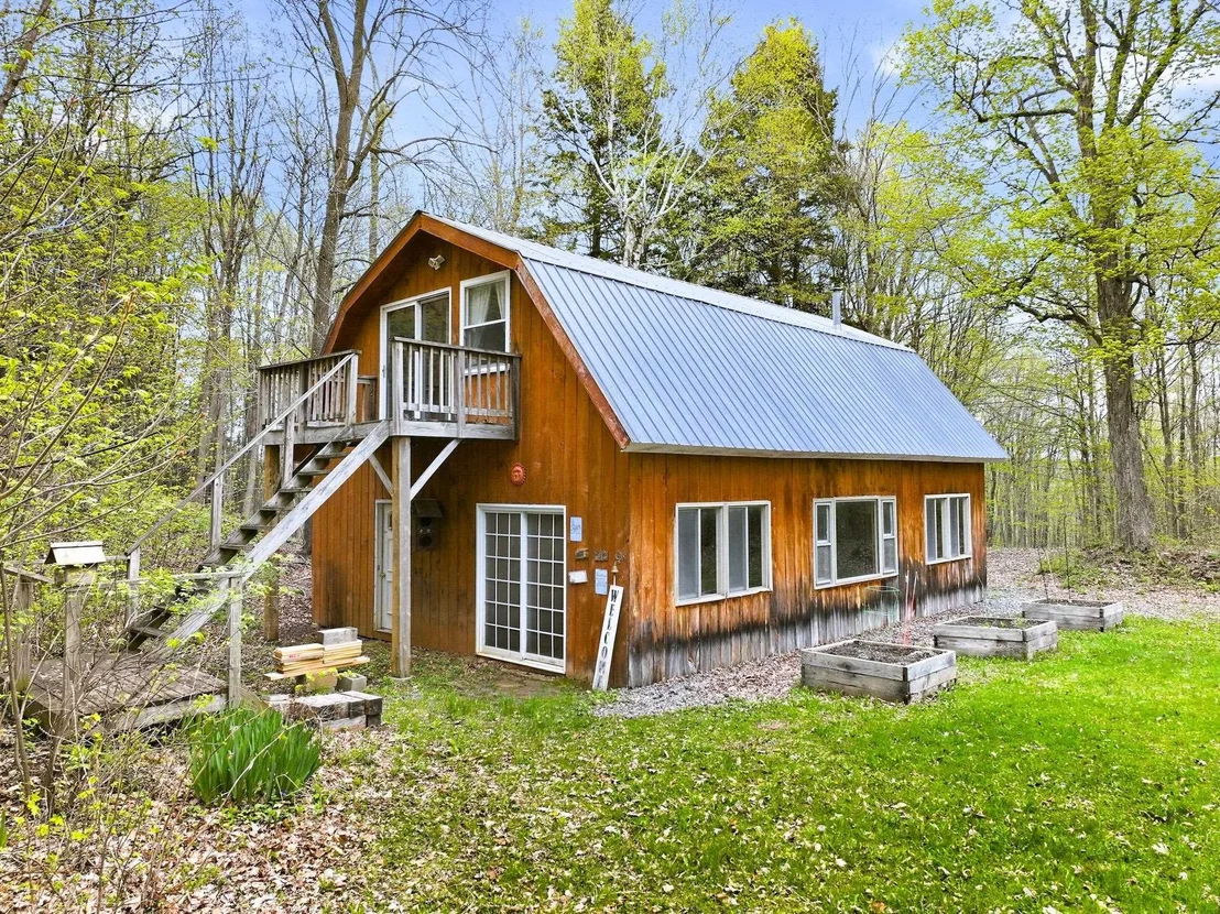 Photo of 84 Long Pond