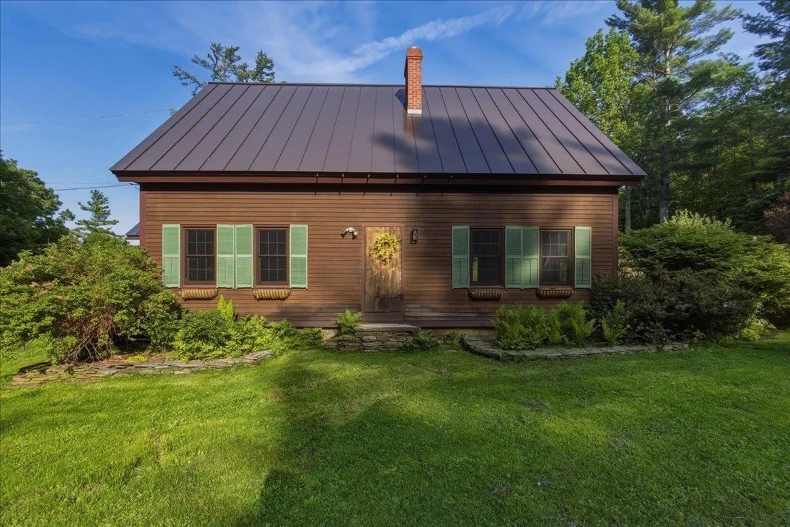 Photo of 1378 Hallstrom