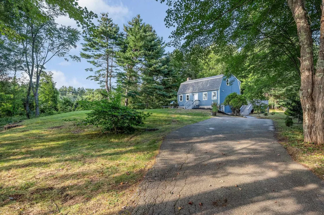 Photo of 172 Warner Hill