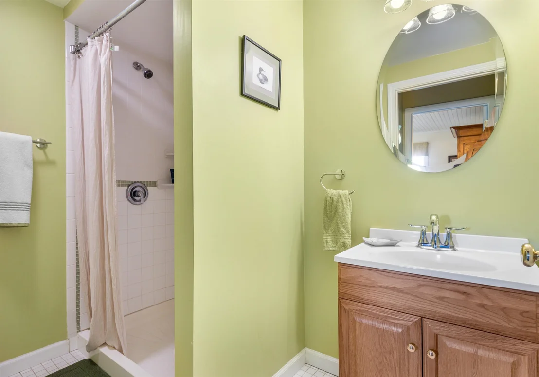 Photo of 408 Dubray