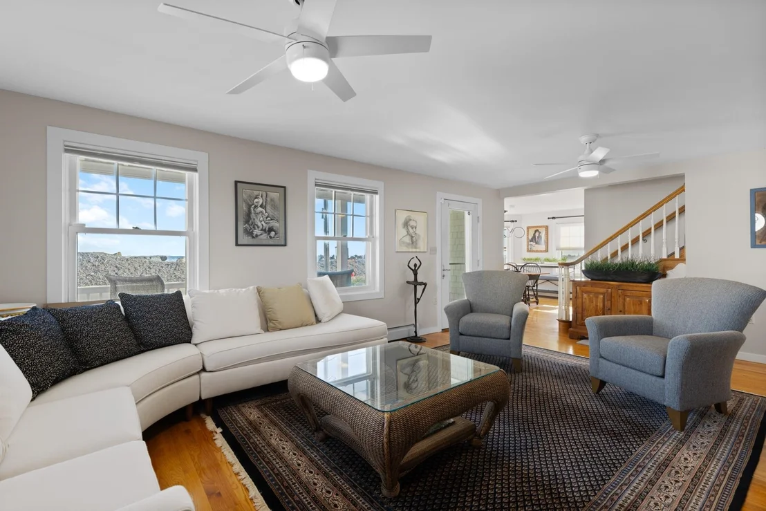 Photo of 1643 Ocean