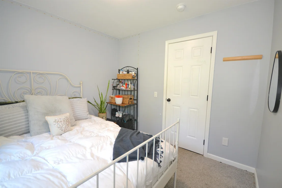 Photo of 115 Weona