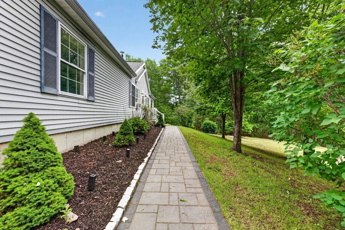 Photo of 148 Old Wolfeboro