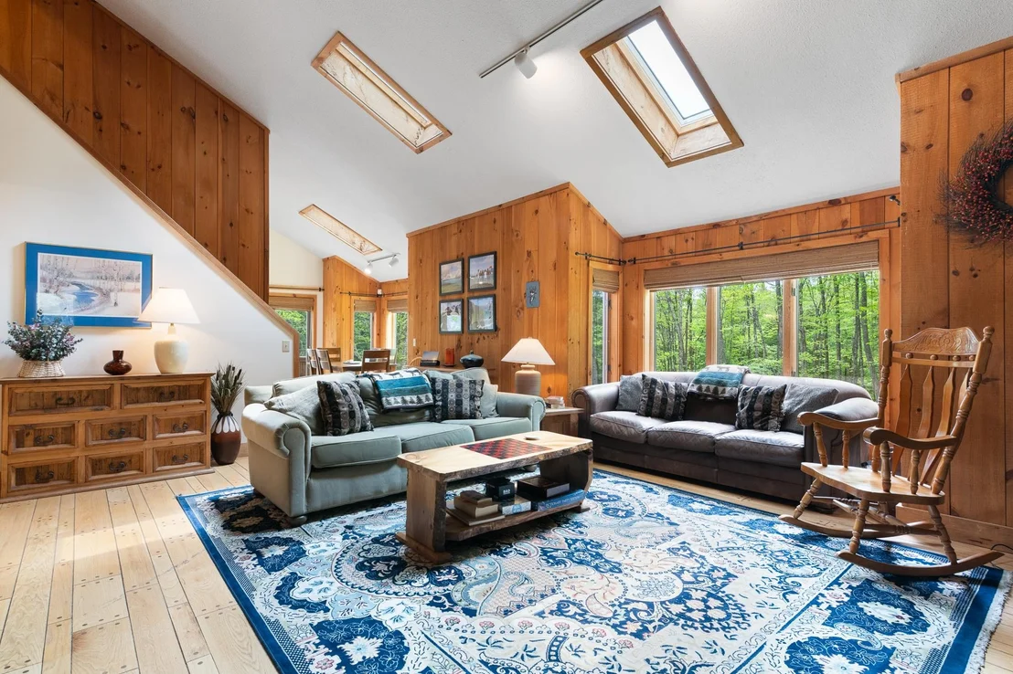 Photo of 34 Ellis Brook